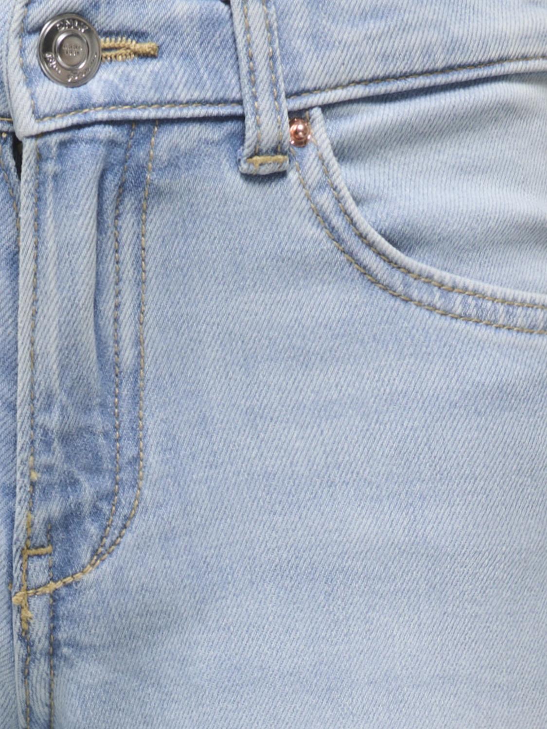 model_shot-detail